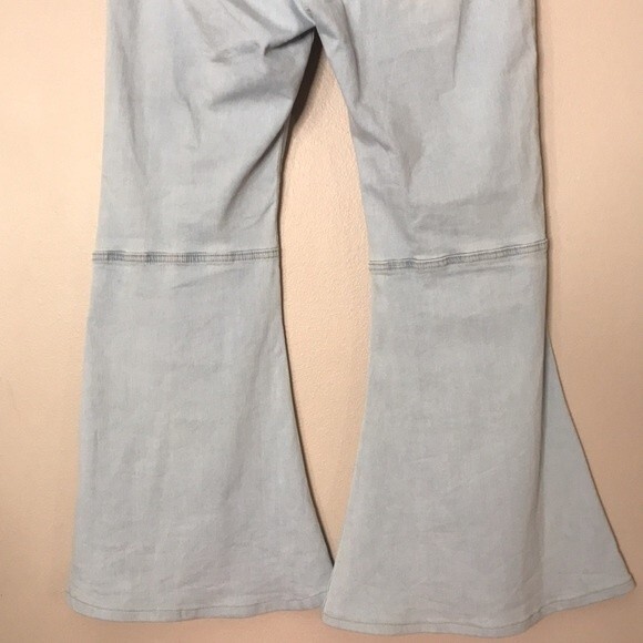 Buddy love MOONSHINE HIGH-WAISTED FLARED JEANS - LIGHT WASH size 30 - Picture 13 of 16